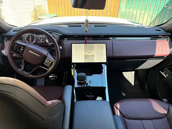 Land Rover Range Rover Sport 2024