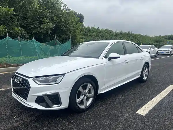 Audi A4L 2022