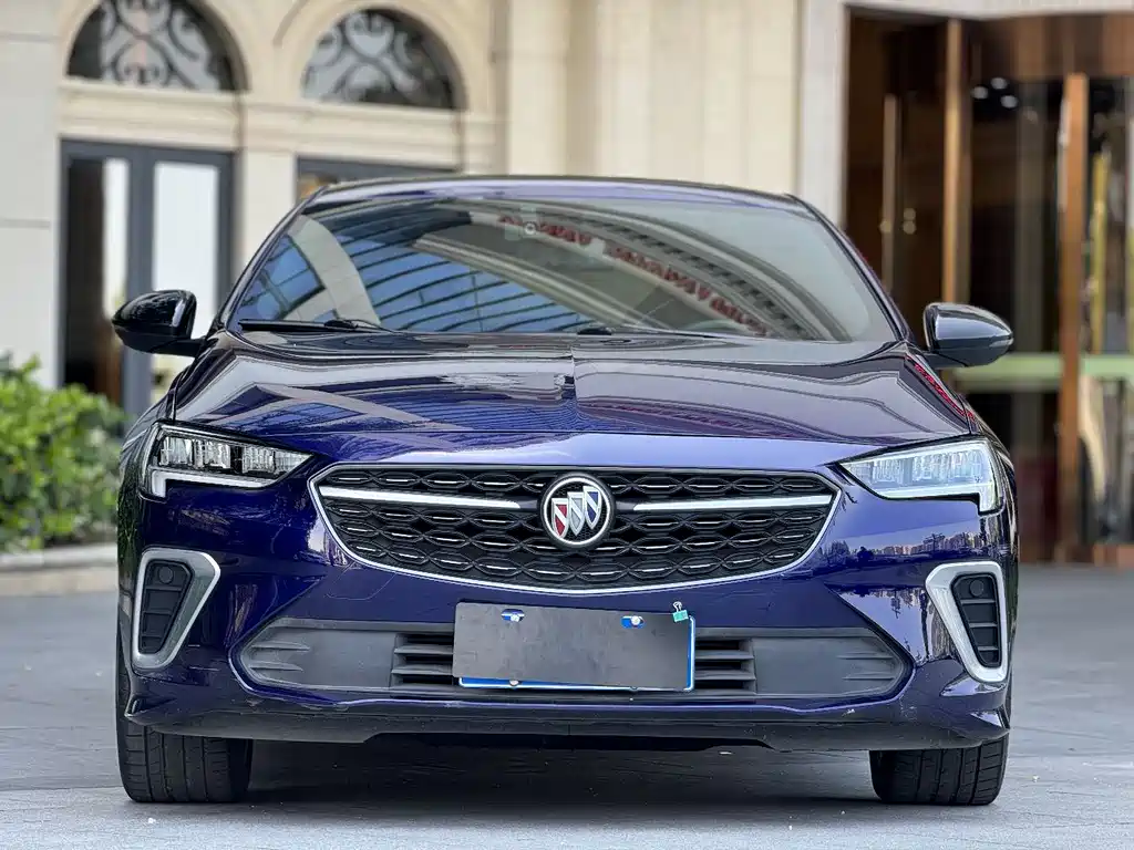 Buick Regal 2020 — фото 2