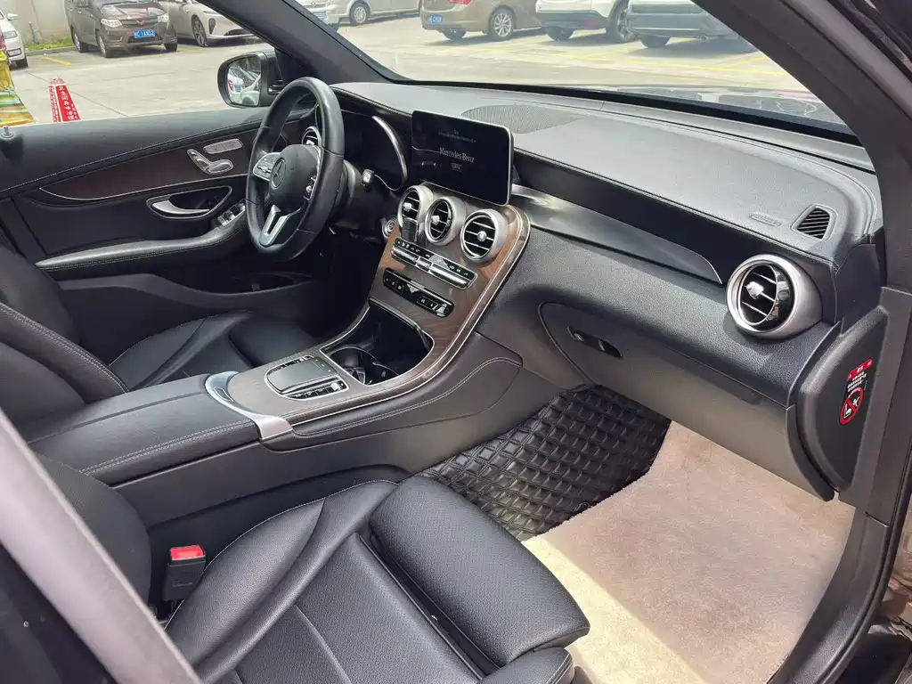 Mercedes-Benz GLC 2019