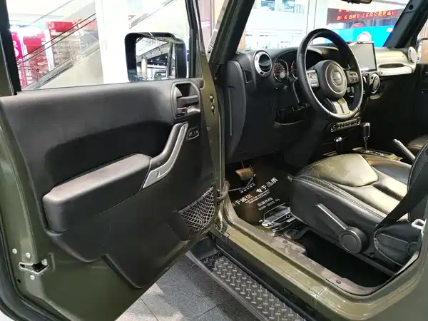 Jeep Wrangler 2015