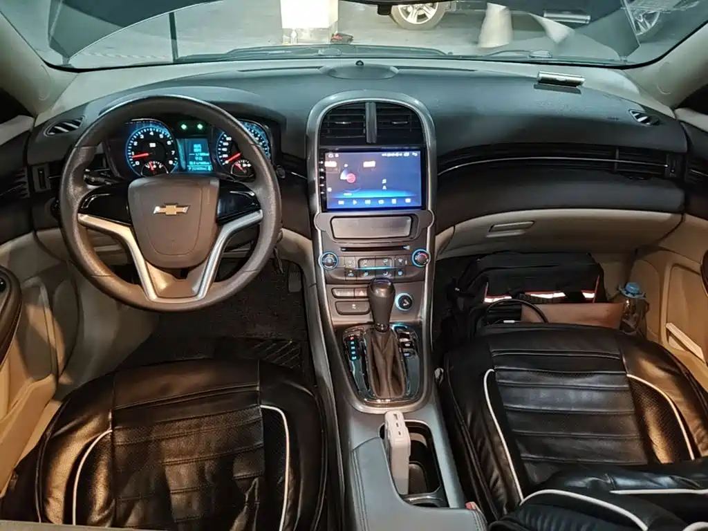 Chevrolet Malibu 2015 — фото 10
