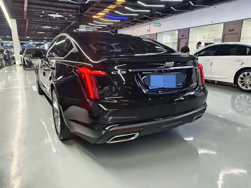 Cadillac CT5 2024 — фото 16