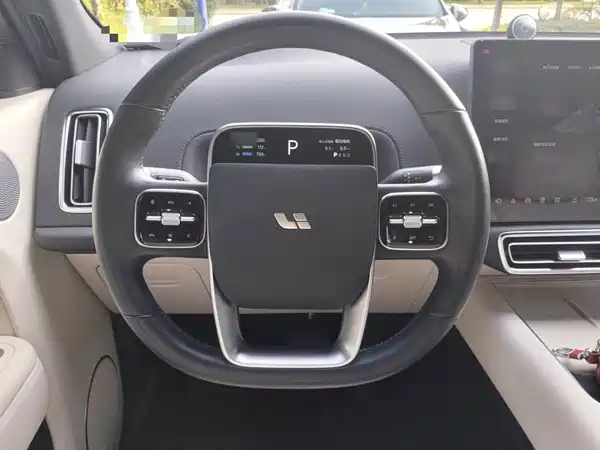 Li Auto L7 2023
