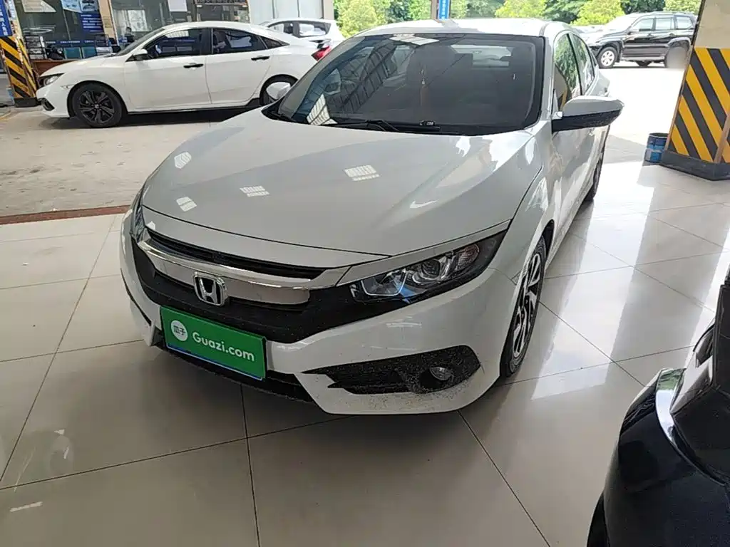 Honda Civic 2017 — фото 1