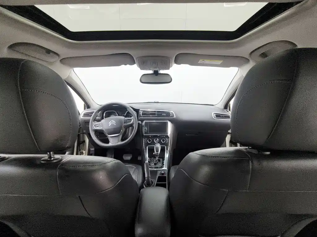 Citroen C4 2016 — фото 10