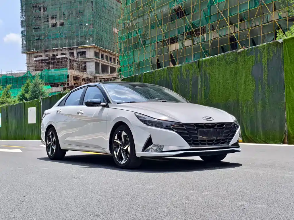 Hyundai Elantra 2020