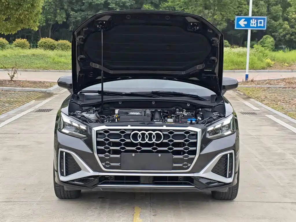 Audi Q2L 2023 — фото 29