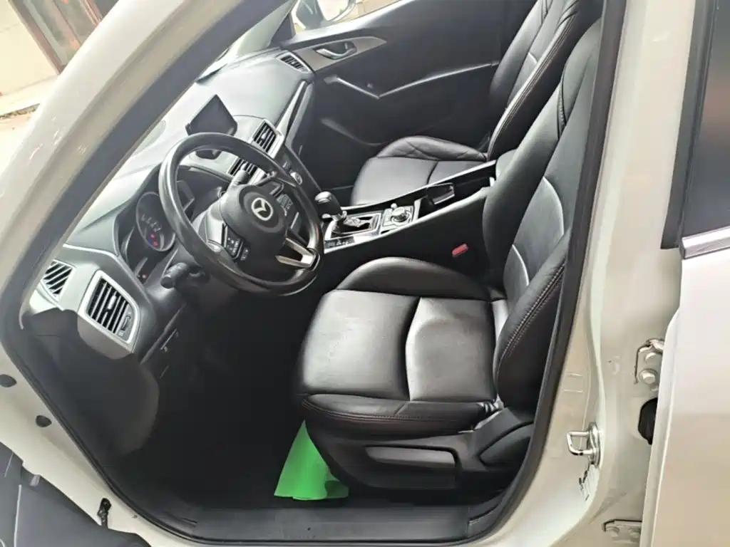 Mazda 3 Angkesela 2017 — фото 15