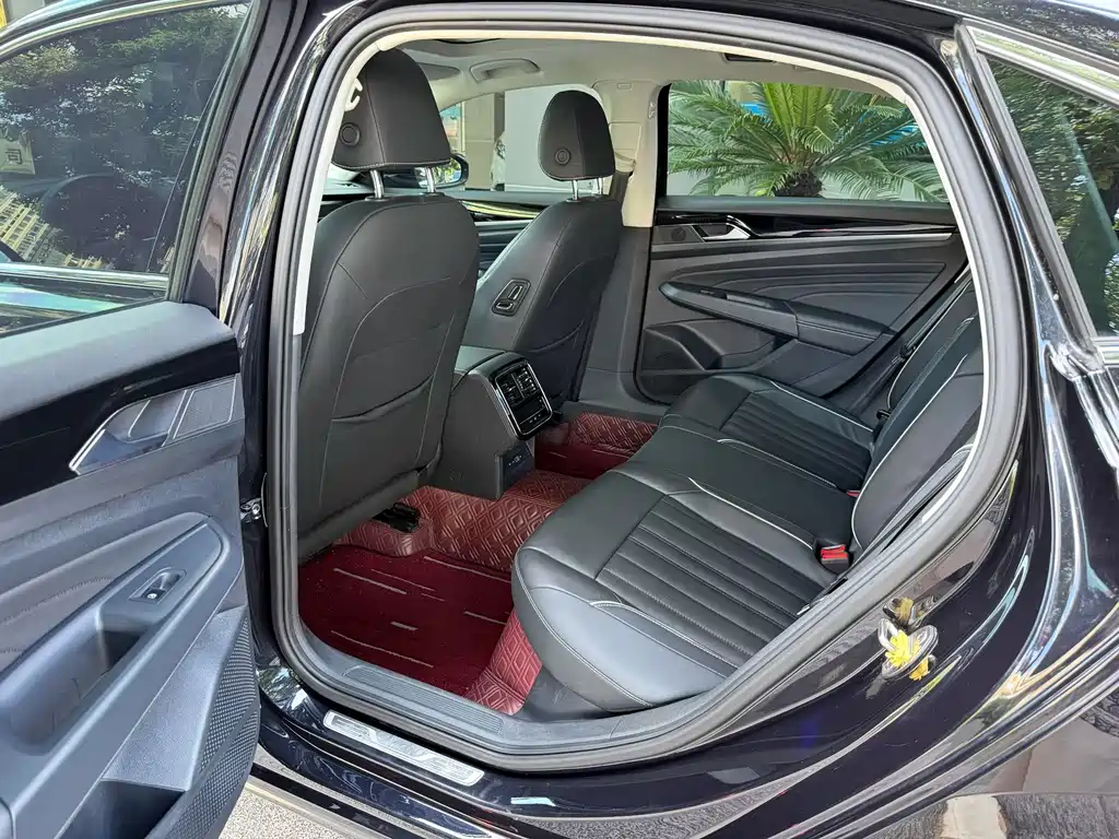 Volkswagen Passat 2021
