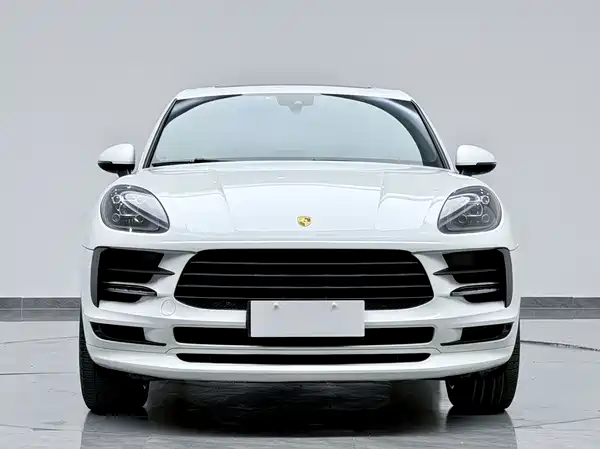 Porsche Macan 2021