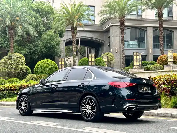 Mercedes-Benz C-Class 2023