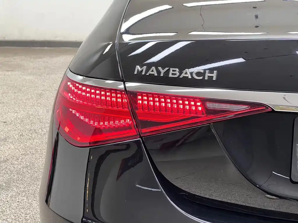 Mercedes-Benz Maybach S-Class 2022 — фото 7