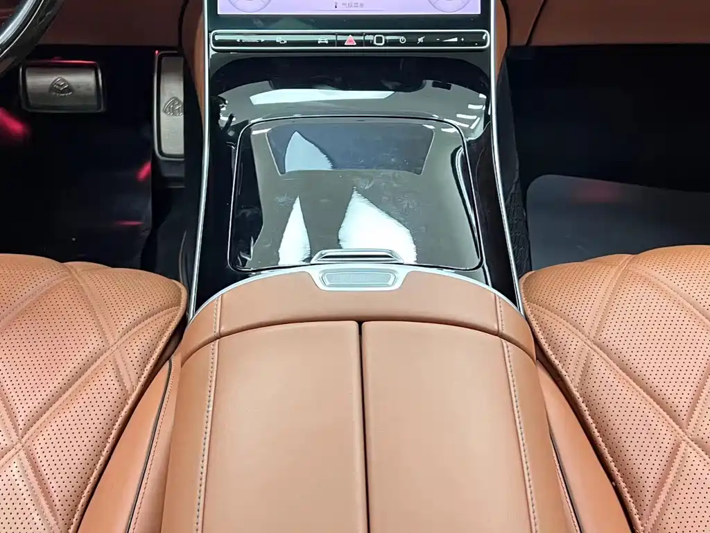 Mercedes-Benz Maybach S-Class 2022 — фото 21