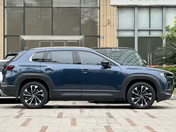 Mazda CX-50 2023