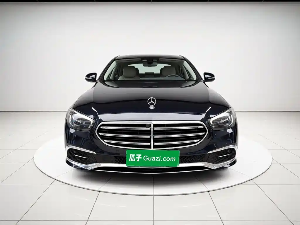 Mercedes-Benz E-Class 2022