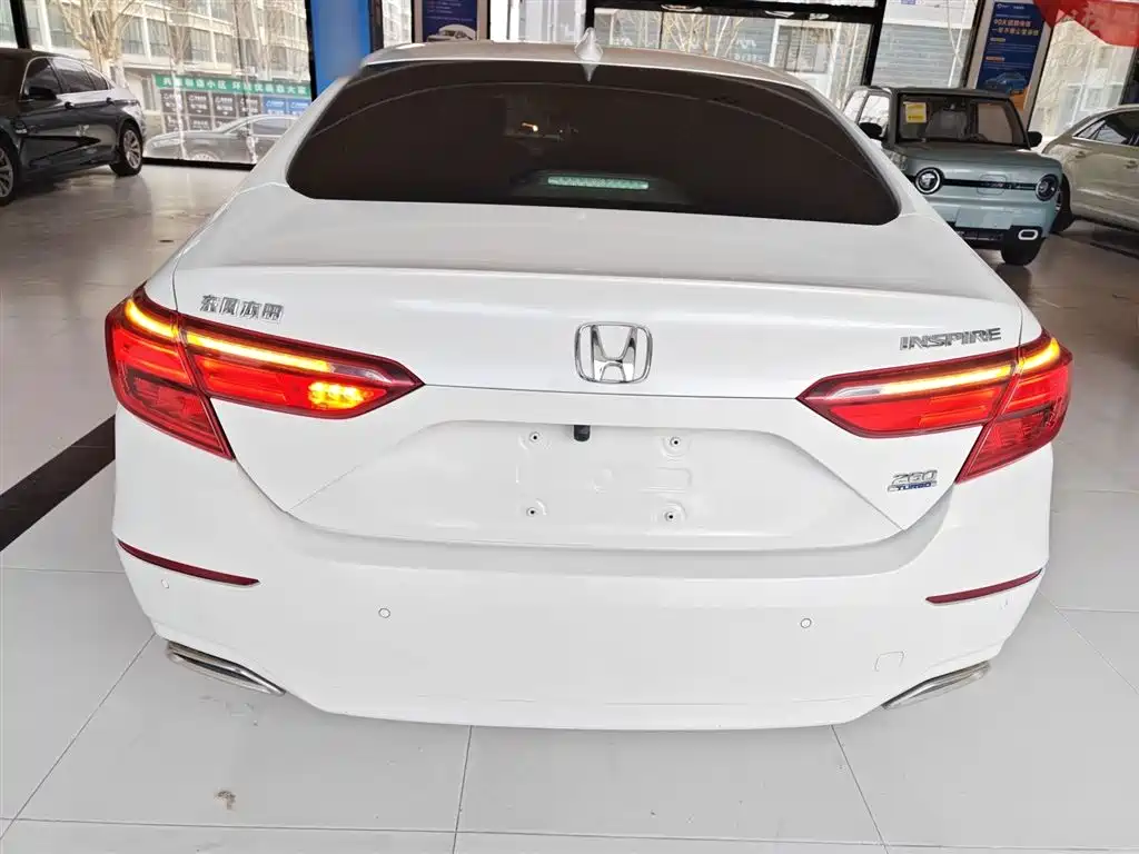 Honda Inspire 2021 — фото 4