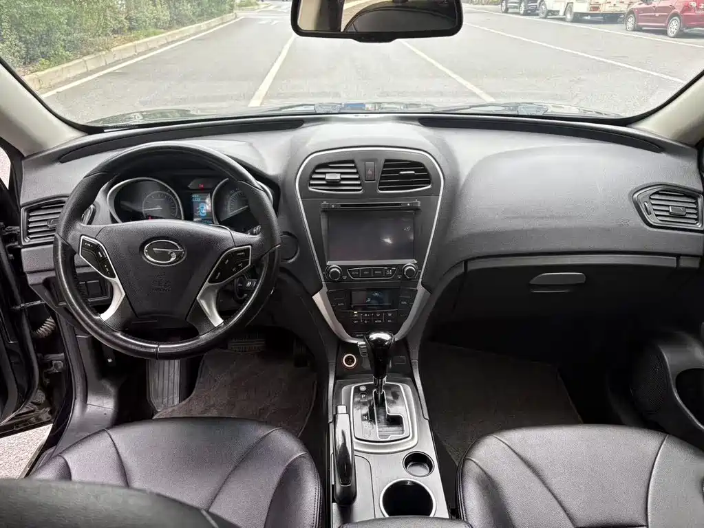 GAC Motor Trumpchi GS5 2014 — фото 7