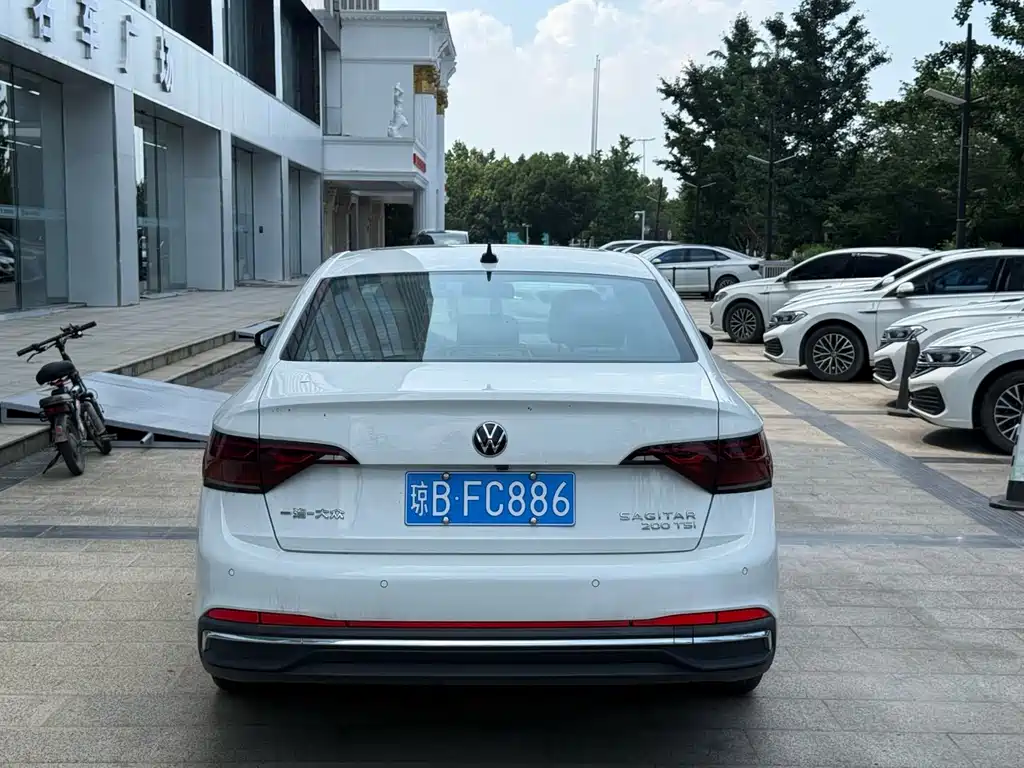 Volkswagen Sagitar 2024