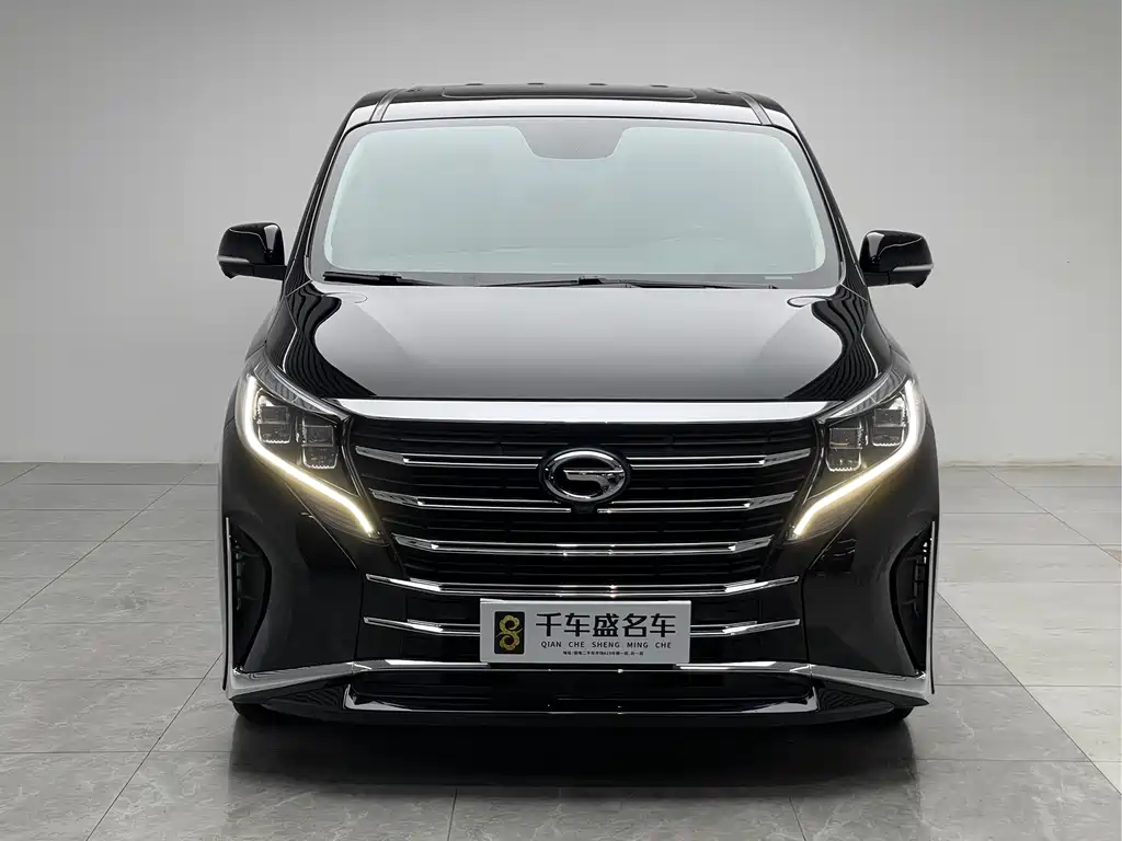 GAC Motor Trumpchi M8 2022 — фото 2