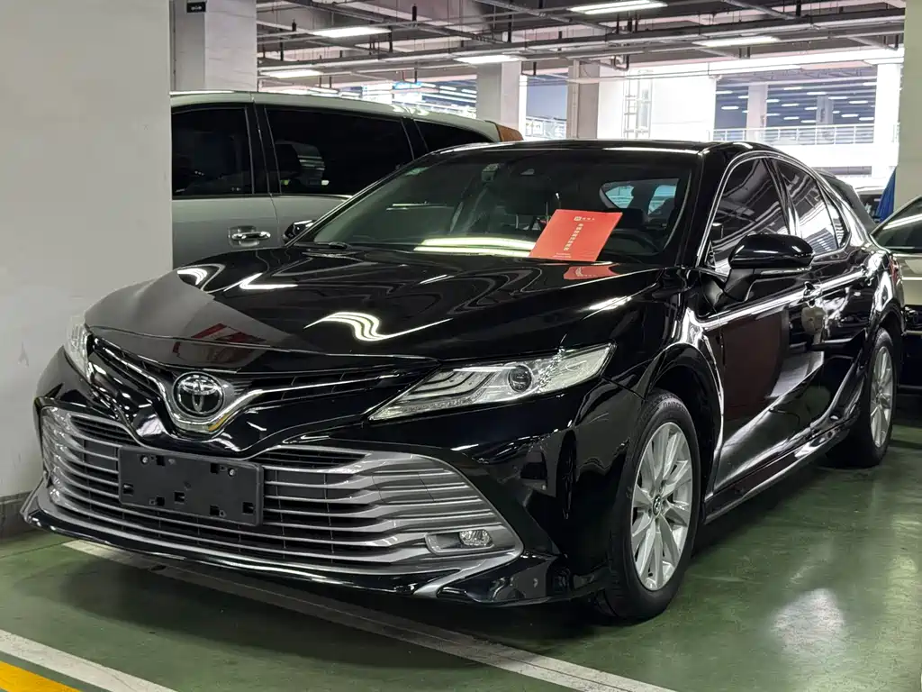 Toyota Camry 2019