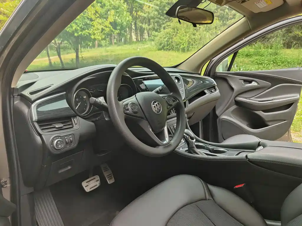 Buick Envision Plus 2016 — фото 4