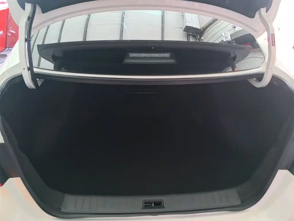 Nissan Sylphy 2021 — фото 19