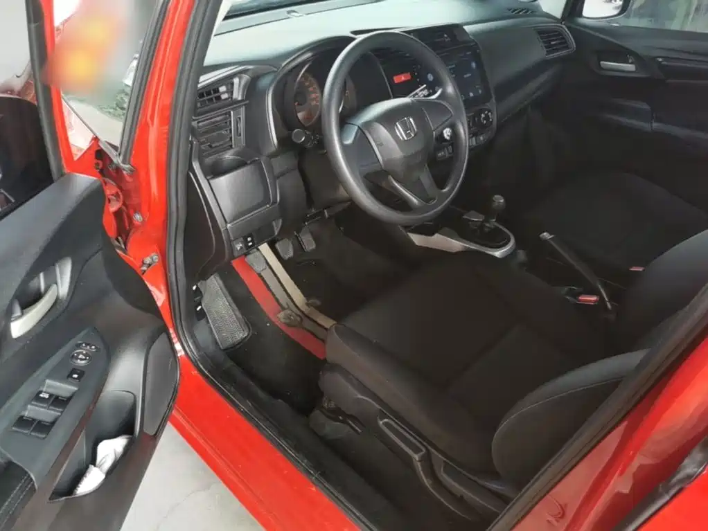 Honda Fit 2017 — фото 15