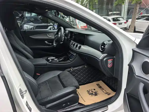 Mercedes-Benz E-Class 2017