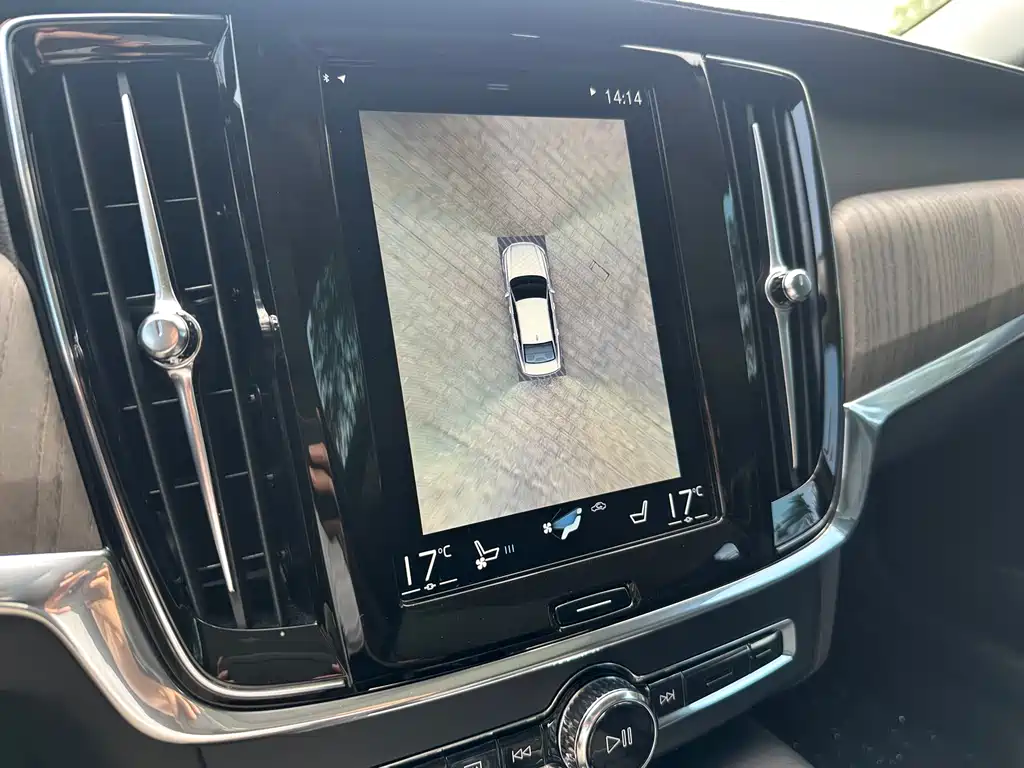 Volvo S90 2021 — фото 11