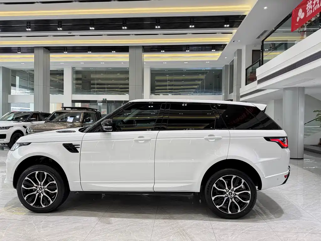 Land Rover Sport 2022 — фото 8