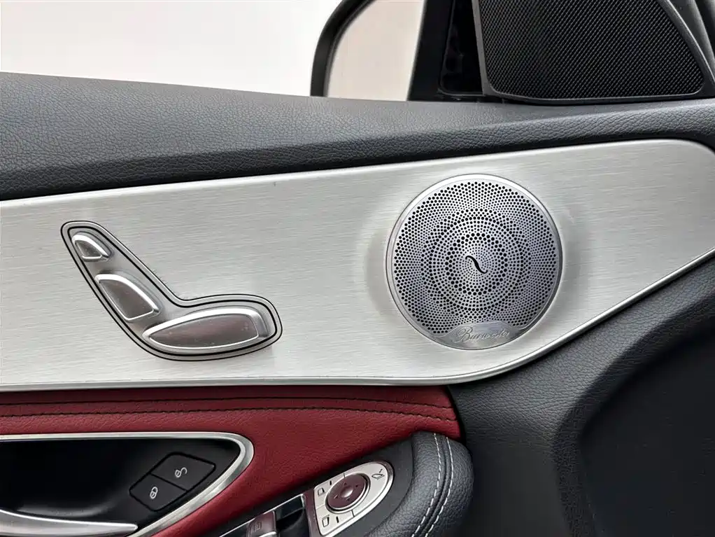Mercedes-Benz C-Class 2019 — фото 15