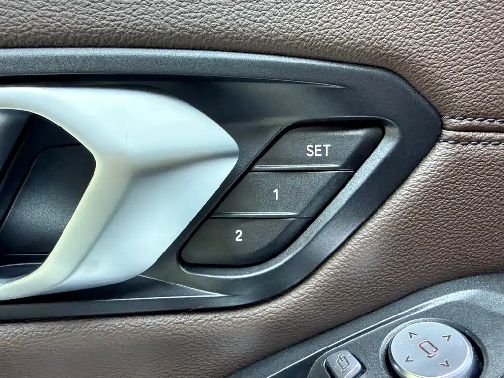 BMW 3 Series 2022 — фото 10