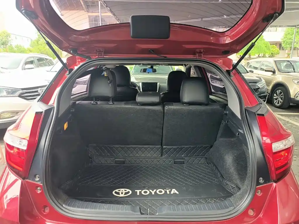 Toyota Yaris L 2019 — фото 19