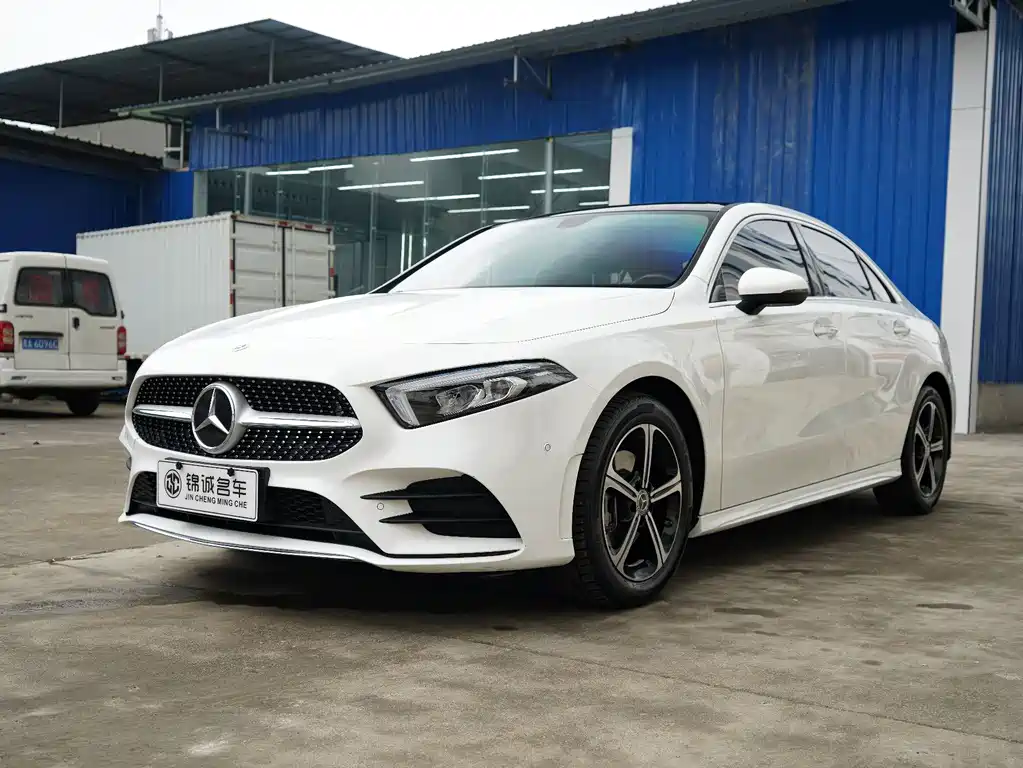 Mercedes-Benz A-Class 2023 — фото 1