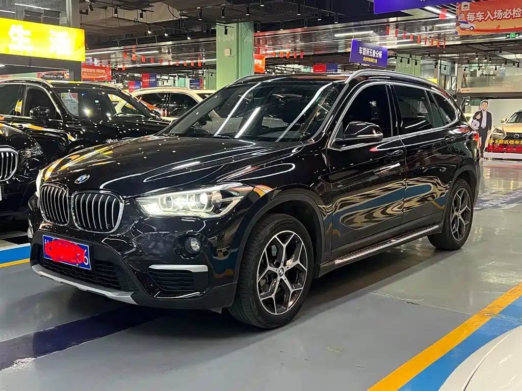 BMW X1 2019 — фото 1