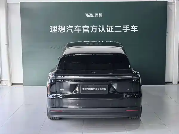 Li Auto i6 2025