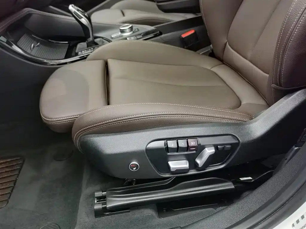 BMW X2 2021 — фото 20