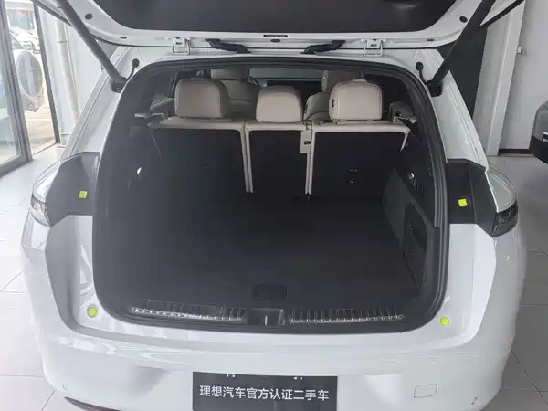 Li Auto L7 2023