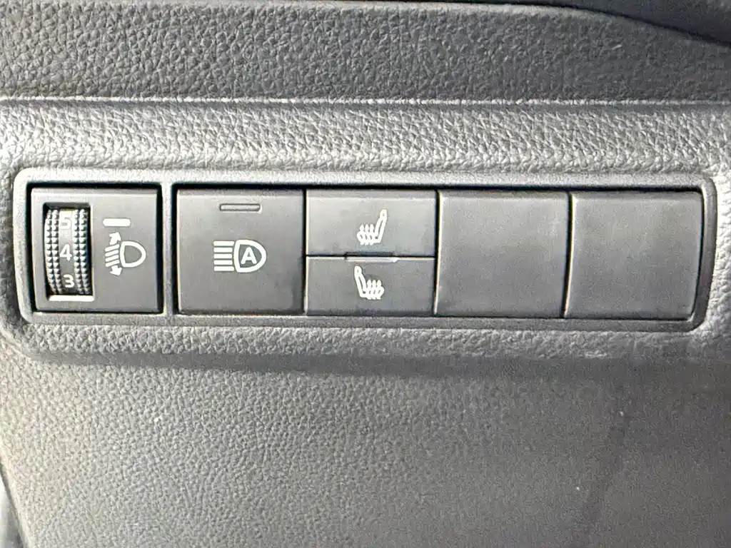 Toyota Corolla 2021 — фото 13