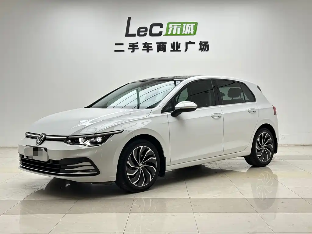 Volkswagen Golf 2021