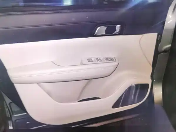 Li Auto ONE 2021