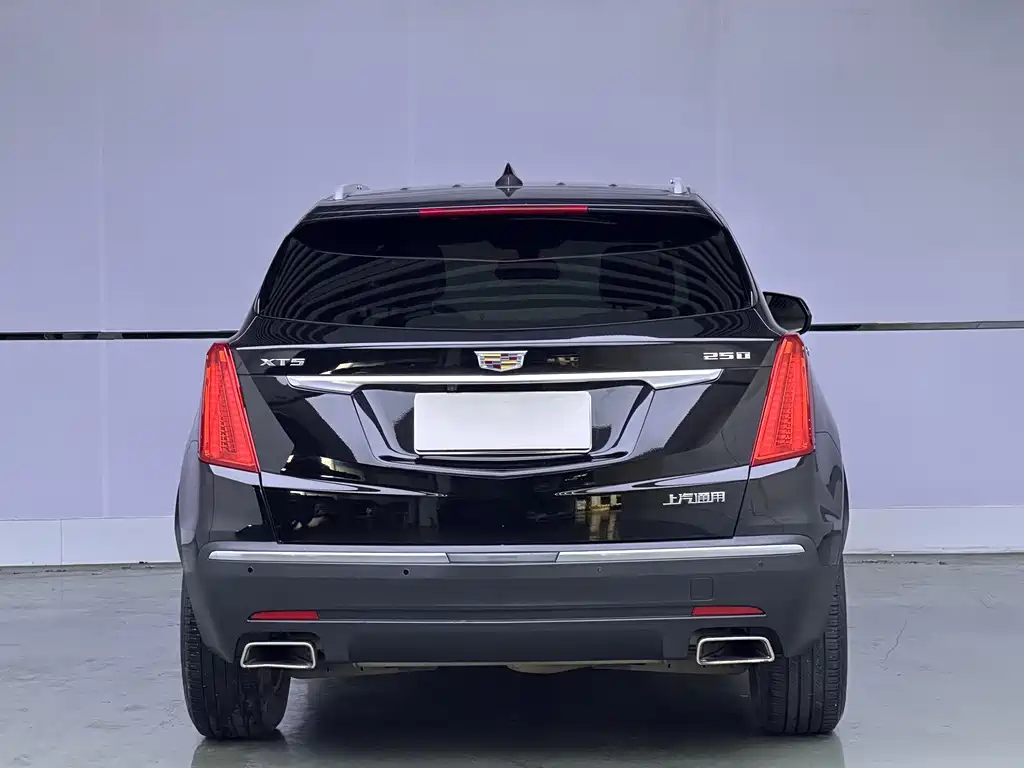 Cadillac XT5 2018 — фото 5