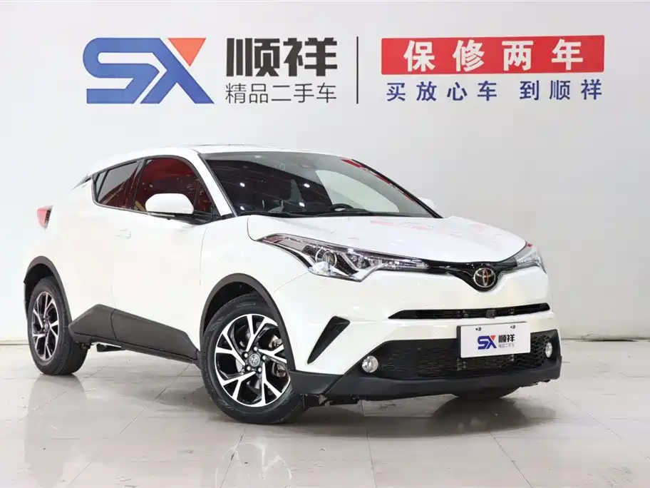 Toyota C-HR 2021 — фото 3