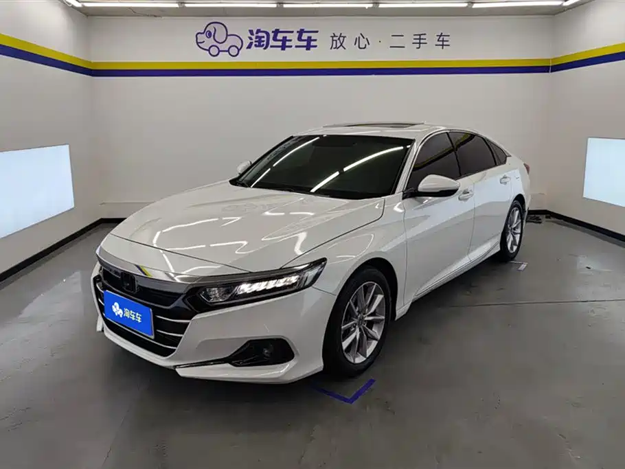 Honda Accord 2023 — фото 1