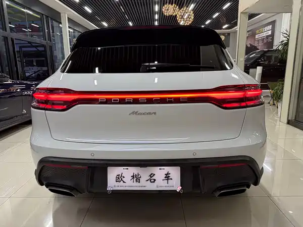 Porsche Macan 2023