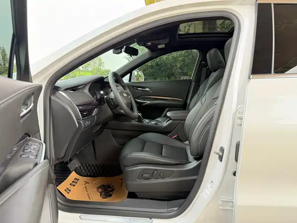 Cadillac XT4 2021