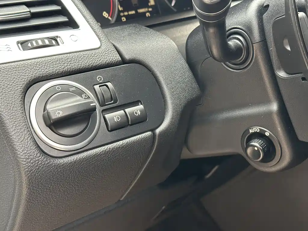 Land Rover Sport 2013 — фото 11