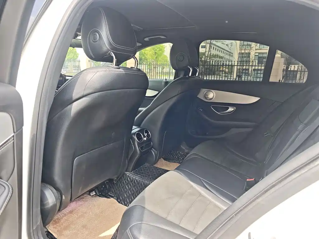 Mercedes-Benz C-Class 2020