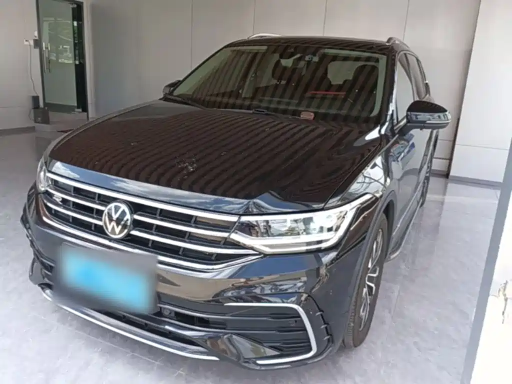 Volkswagen Tiguan L 2022 — фото 2
